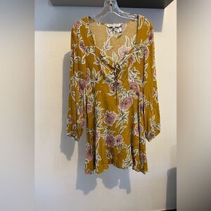 Cupcake Cashmere long Sleeves floral Dress New without tag